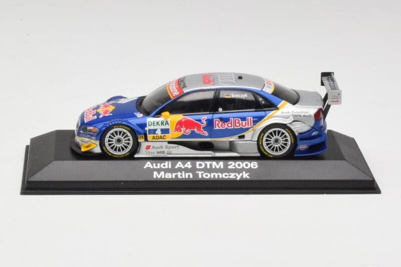 Audi A4 B7 #4 Red Bull M. Tomczyk DTM 2006 Minichamps 1:43 5020600303 Kov