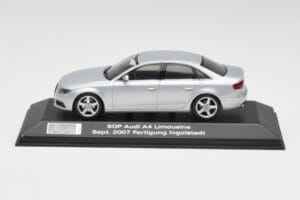 Audi A4 B8 3.2 Quattro Ice Strieborný Minichamps 1:43 5010704113 Kov