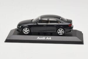 Audi A4 B8 3.2 Quattro Phantom Black Minichamps 1:43 5010704133 Kov