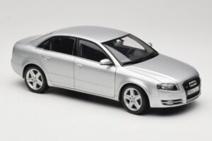 Audi A4 B8 3.2 Quattro Strieborný Minichamps 1:18 5010404115 Kov – obrázok 6 z 8