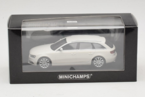 Audi A4 B8 Avant Biely Minichamps 1:43 410011010 Kov – obrázok 5 z 5