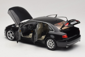 Audi A4L B8 Čierny Paudi 1:18 AUDI012 Kov – obrázok 5 z 8