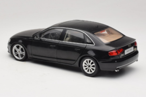 Audi A4L B8 Čierny Paudi 1:18 AUDI012 Kov – obrázok 7 z 8