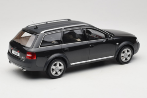Audi A6 C5 Allroad quattro Brilliant Black Otto 1:18 OT1189 Živica – obrázok 2 z 6