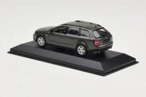 Audi A6 C5 Avant Tmavo Šedý Minichamps 1:43 AUDI006 Kov – obrázok 3 z 4