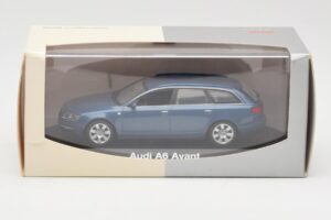 Audi A6 C6 Avant Stratos Blue Minichamps 1:43 5010406223 Kov – obrázok 4 z 4