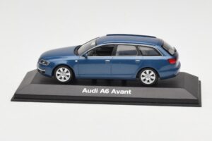 Audi A6 C6 Avant Stratos Blue Minichamps 1:43 5010406223 Kov