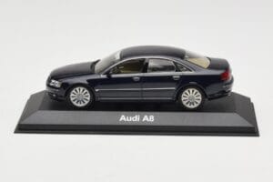 Audi A8 D3 Blue Metallic Light Interior Minichamps 1:43 20000001386003 Kov