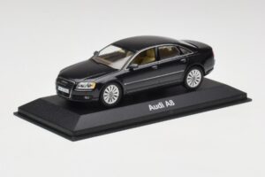 Audi A8 D3 Phantom Čierny Minichamps 1:43 5010508133 Kov – obrázok 2 z 4