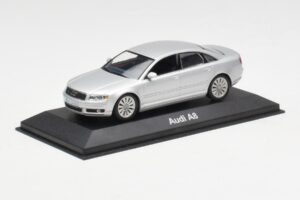 Audi A8 D3 Strieborný Minichamps 1:43 20000001386001 Kov – obrázok 2 z 4
