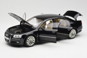 Audi A8 D3 W12 Čierny Kyosho 1:18 09212BK Kov – obrázok 2 z 8