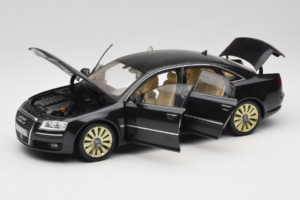 Audi A8 D3 W12 Čierny Kyosho 1:18 5010508135 Kov – obrázok 2 z 8