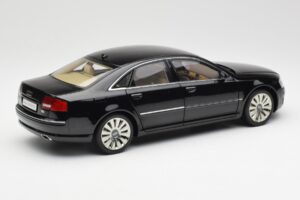 Audi A8 D3 W12 Čierny Kyosho 1:18 09212BK Kov – obrázok 3 z 8