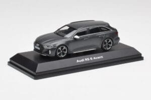 Audi RS6 C8 Avant Šedý Metalíza Minichamps 1:43 5012016231 Kov – obrázok 2 z 4