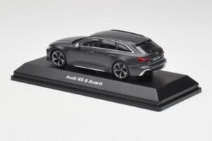 Audi RS6 C8 Avant Šedý Metalíza Minichamps 1:43 5012016231 Kov – obrázok 3 z 4