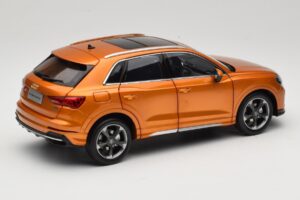 Audi Q3 F3 Orange Metallic Paudi Model 1:18 05962Q32019 Kov – obrázok 3 z 8