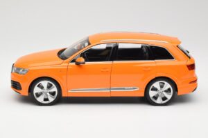 Audi Q7 4M Oranžový Metallic Minichamps 1:18 110014004 Kov – obrázok 4 z 8
