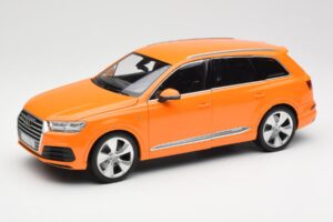 Audi Q7 4M Oranžový Metallic Minichamps 1:18 110014004 Kov