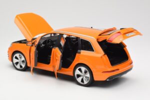 Audi Q7 4M Oranžový Metallic Minichamps 1:18 110014004 Kov – obrázok 5 z 8