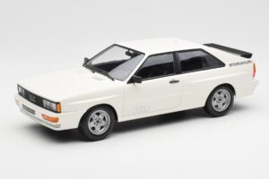 Audi Quattro Biely Minichamps 1:18 155016120 Kov