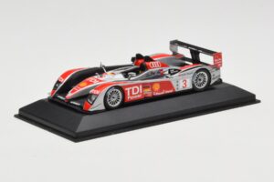 Audi R10 TDI LMP1 #3 L. Luhr / A. Premat / M. Rockenfeller 24 Hours of Le Mans 2008 Minichamps 1:43 400089903 Kov – obrázok 2 z 4