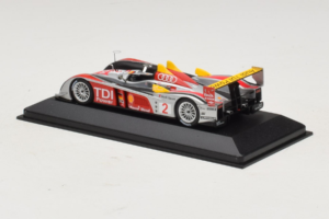 Audi R10 TDI LMP1 #2 R. Capello / T. Kristensen 2007 Minichamps 1:43 400071602 Kov – obrázok 3 z 4