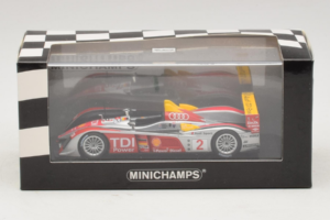 Audi R10 TDI LMP1 #2 R. Capello / T. Kristensen 2007 Minichamps 1:43 400071602 Kov – obrázok 4 z 4