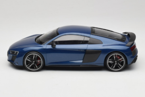 Audi R8 Ascari Blue Jada 1:18 5011918451 Kov – obrázok 3 z 6