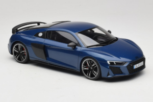 Audi R8 Ascari Blue Jada 1:18 5011918451 Kov – obrázok 4 z 6