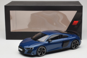 Audi R8 Ascari Blue Jada 1:18 5011918451 Kov – obrázok 6 z 6