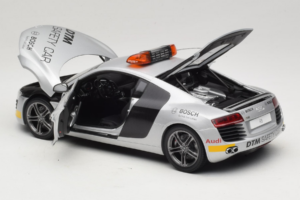 Audi R8 Safety Car 24 Hours of Le Mans 2008 Kyosho 1:18 09214DTM Kov – obrázok 7 z 8