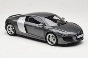 Audi R8 Type 42 4.2 Daytona Grey Kyosho 1:18 5010618425 Kov – obrázok 6 z 8