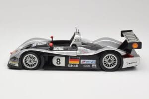 Audi R8R LMP #8 F. Biela / E. Pirro / D. Theys 24 Hours of Le Mans 1999 Maisto 1:18 538881 Kov – obrázok 4 z 8