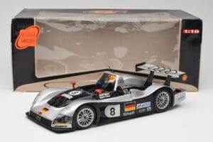 Audi R8R LMP #8 F. Biela / E. Pirro / D. Theys 24 Hours of Le Mans 1999 Maisto 1:18 538881 Kov – obrázok 8 z 8