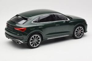 Audi RS Q3 Sportback 8U Green Metallic Minichamps 1:18 155018102 Kov – obrázok 2 z 6