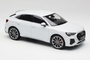 Audi RS Q3 F3 Sportback Glacier White Metallic Minichamps 1:18 155018105 Kov – obrázok 4 z 6