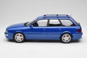 Audi RS2 B4 Avant Modrý Otto 1:12 G075 Živica – obrázok 3 z 6