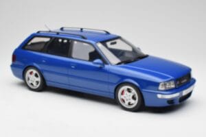 Audi RS2 B4 Avant Modrý Otto 1:12 G075 Živica – obrázok 4 z 6