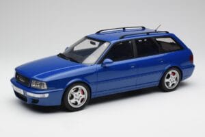 Audi RS2 B4 Avant Modrý Otto 1:12 G075 Živica