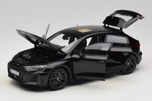 Audi RS3 8Y Sportback Myth Black Norev 1:18 188388 Kov – obrázok 2 z 8