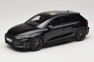 Audi RS3 8Y Sportback Myth Black Norev 1:18 188388 Kov