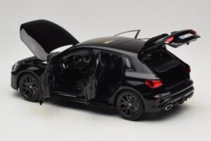 Audi RS3 8Y Sportback Myth Black Norev 1:18 188388 Kov – obrázok 5 z 8