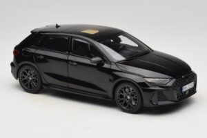 Audi RS3 8Y Sportback Myth Black Norev 1:18 188388 Kov – obrázok 6 z 8
