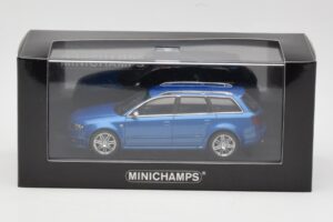 Audi RS4 B7 Avant Blue Metallic Minichamps 1:43 AUDI010 Kov – obrázok 4 z 4