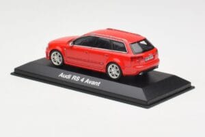 Audi RS4 B7 Avant Červený Minichamps 1:43 5010509213 Kov – obrázok 3 z 4