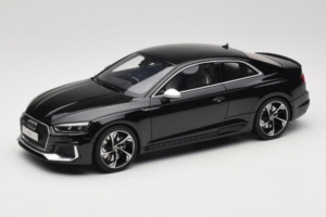 Audi RS5 B9 Coupe Čierny GT Spirit 1:18 GT751 Živica