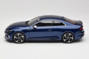 Audi RS5 B9 Coupe Modrý GT Spirit 1:18 GT062 Živica – obrázok 3 z 6
