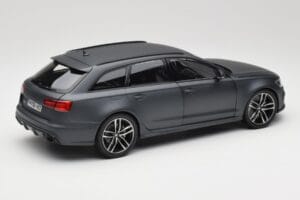 Audi RS6 C7 Avant Matt Grey Minichamps 1:18 110012012 Kov – obrázok 3 z 8