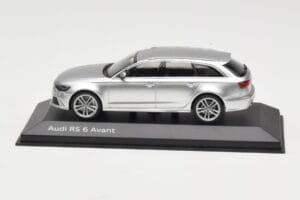 Audi RS6 C7 Avant Prisma Silver Minichamps 1:43 5011216213 Kov