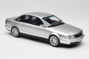 Audi S4 C4 4.2 V8 Crystal Silver Otto 1:18 OT464 Živica – obrázok 4 z 6